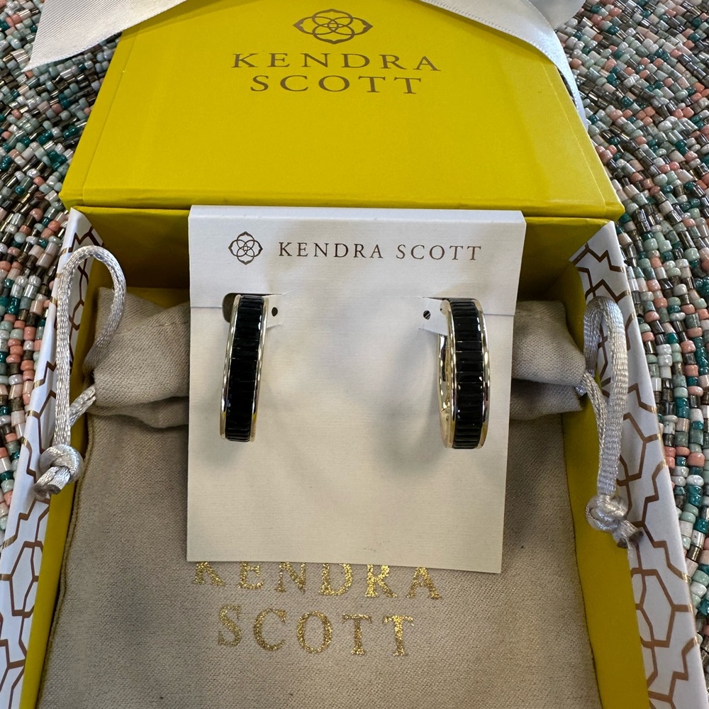 KENDRA SCOTT HOOPS